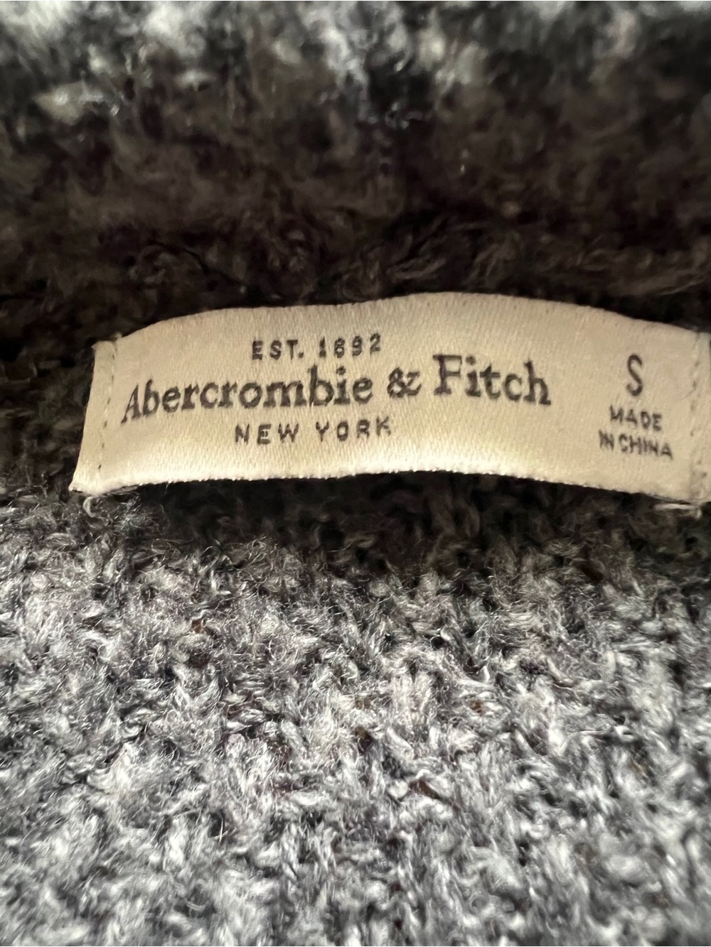 Abercrombie & Fitch Wool Blend Gray Hooded Open-Front Knit Cardigan - Picture 3 of 4
